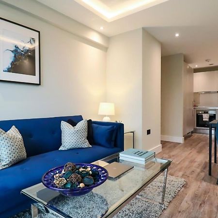 Portfolio Apartments - Welwyn Town Centre مدينة ويلوين جاردن المظهر الخارجي الصورة