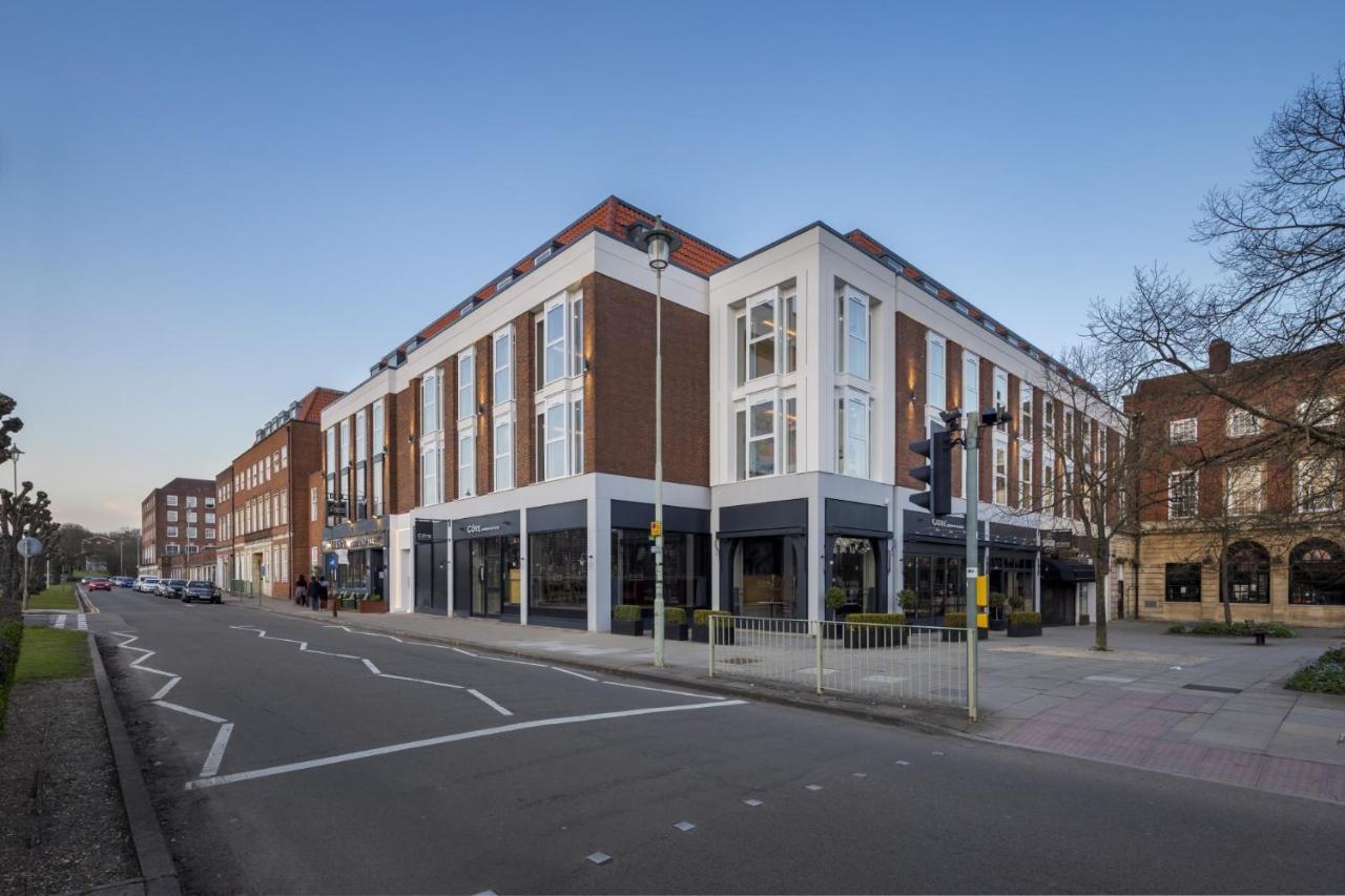 Portfolio Apartments - Welwyn Town Centre مدينة ويلوين جاردن المظهر الخارجي الصورة