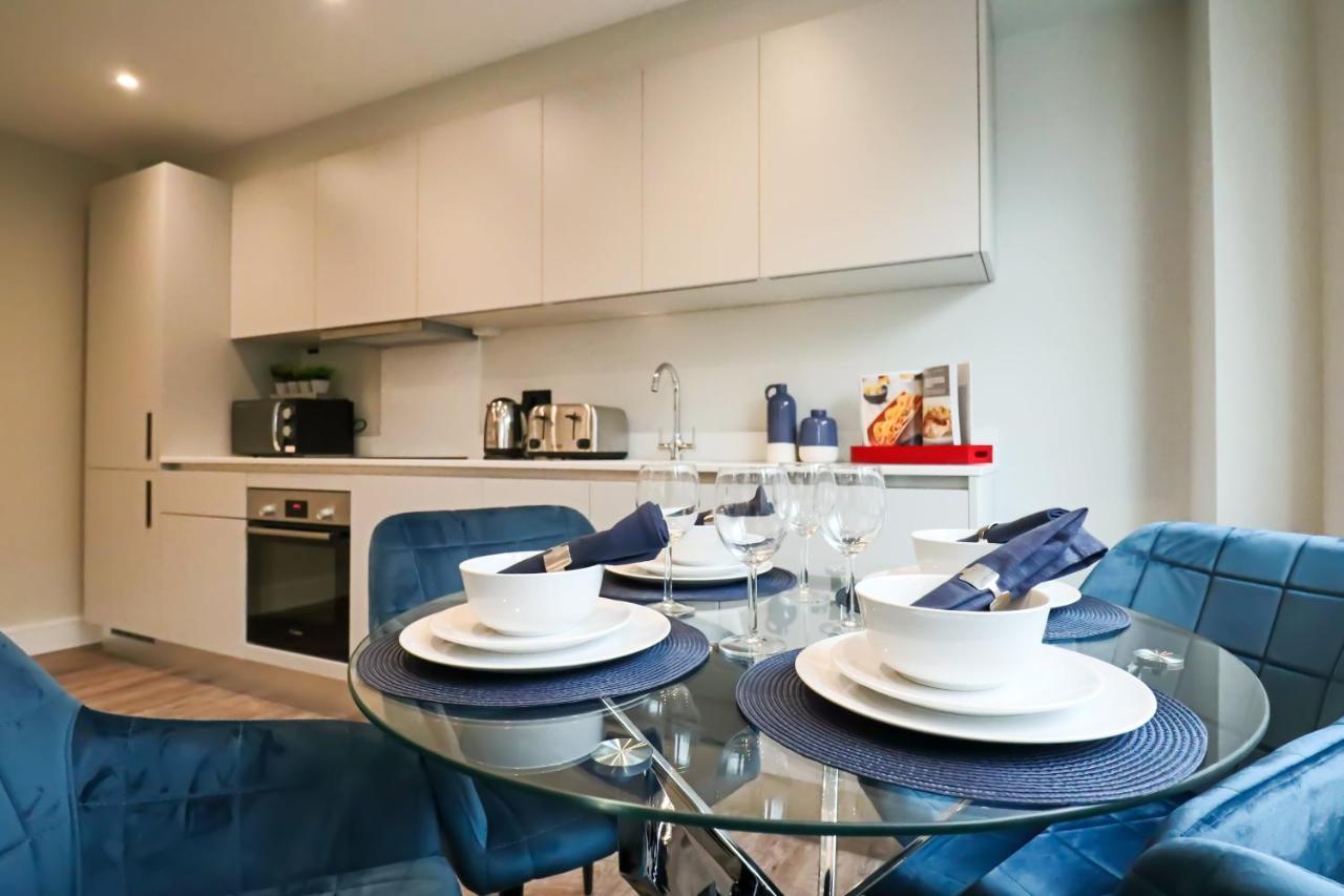 Portfolio Apartments - Welwyn Town Centre مدينة ويلوين جاردن المظهر الخارجي الصورة