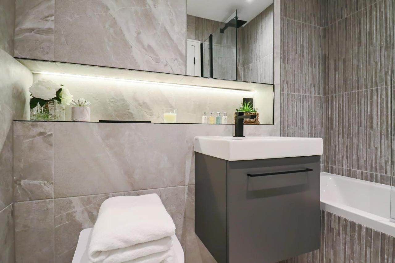 Portfolio Apartments - Welwyn Town Centre مدينة ويلوين جاردن المظهر الخارجي الصورة