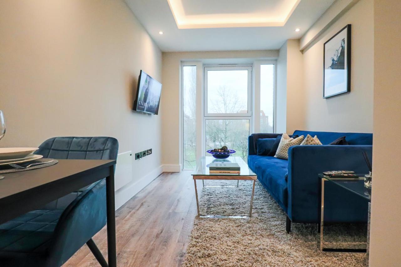 Portfolio Apartments - Welwyn Town Centre مدينة ويلوين جاردن المظهر الخارجي الصورة