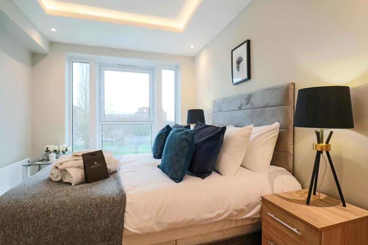 Portfolio Apartments - Welwyn Town Centre مدينة ويلوين جاردن المظهر الخارجي الصورة