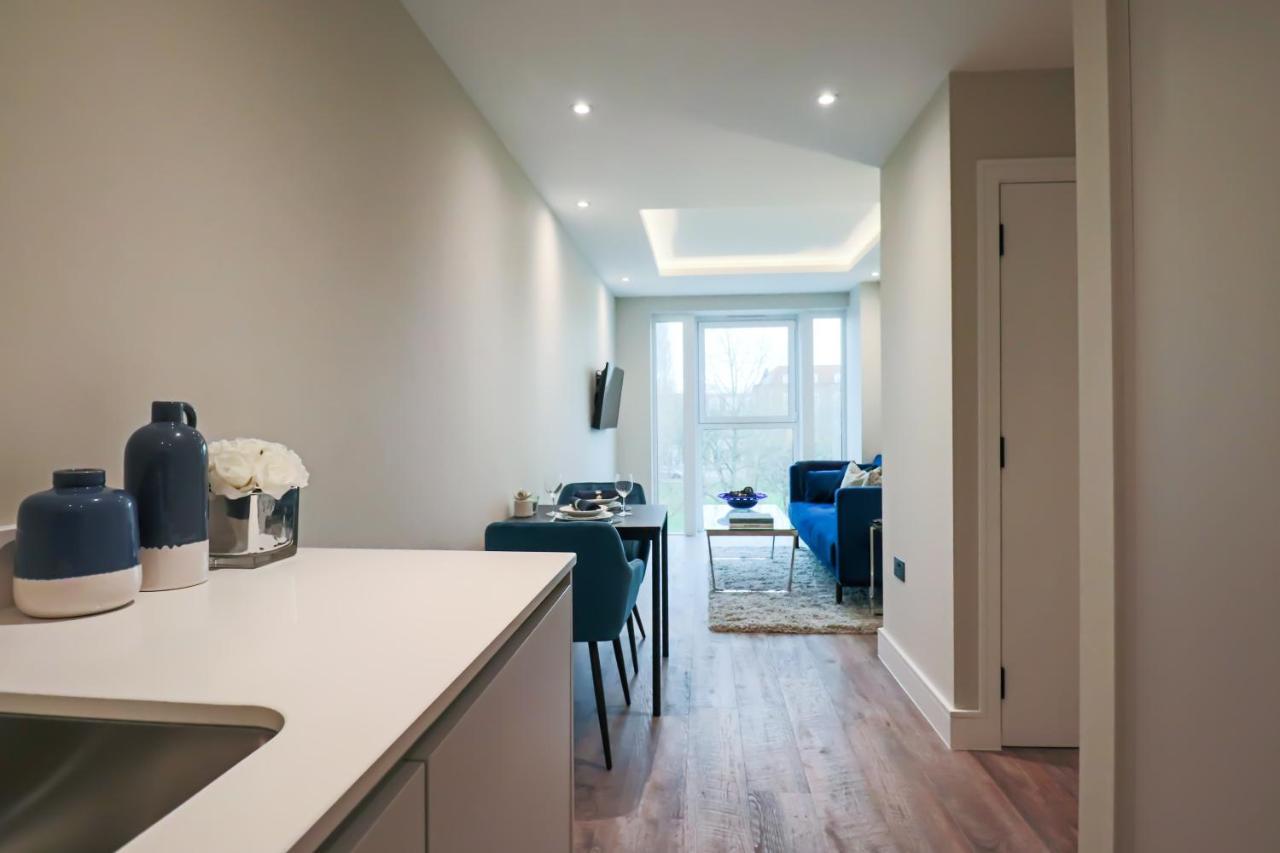 Portfolio Apartments - Welwyn Town Centre مدينة ويلوين جاردن المظهر الخارجي الصورة