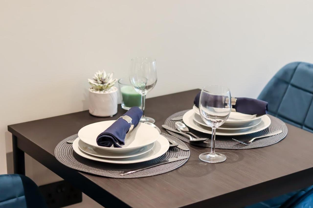 Portfolio Apartments - Welwyn Town Centre مدينة ويلوين جاردن المظهر الخارجي الصورة